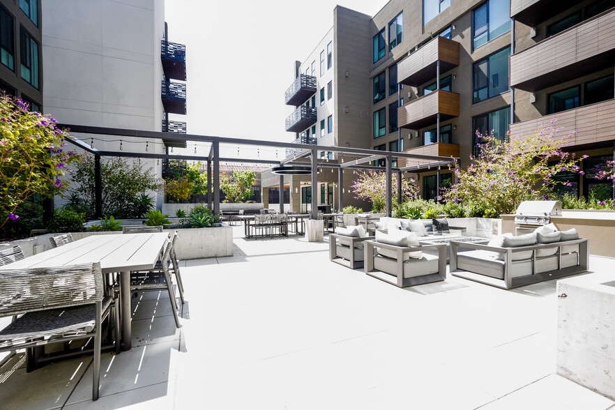 Building Photo - 260 Brooklyn Basin Wy