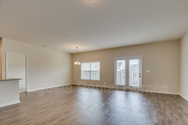 Building Photo - 141 Sims Ct