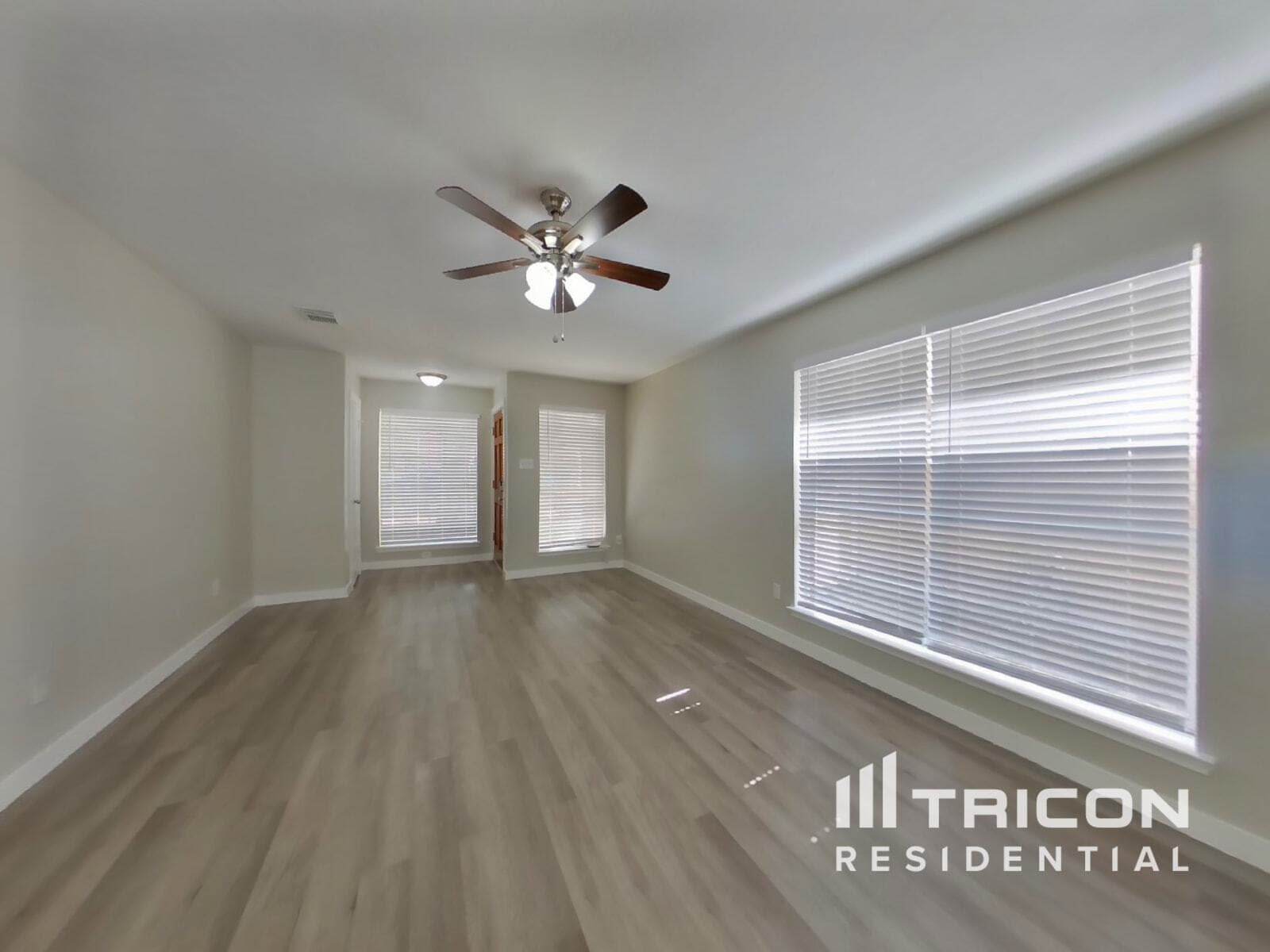 Building Photo - 1824 Old Creek Dr