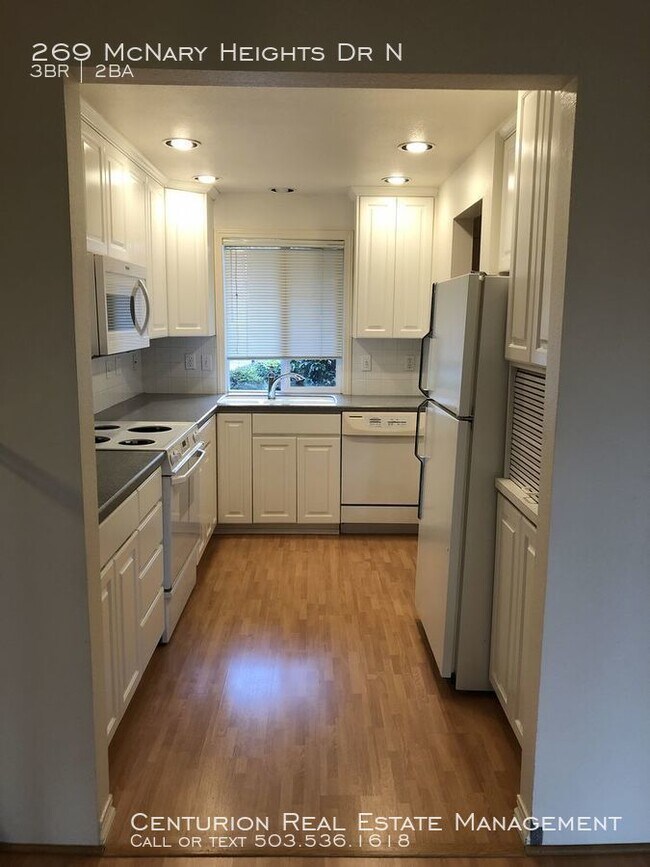 Building Photo - 269 McNary Heights Dr N