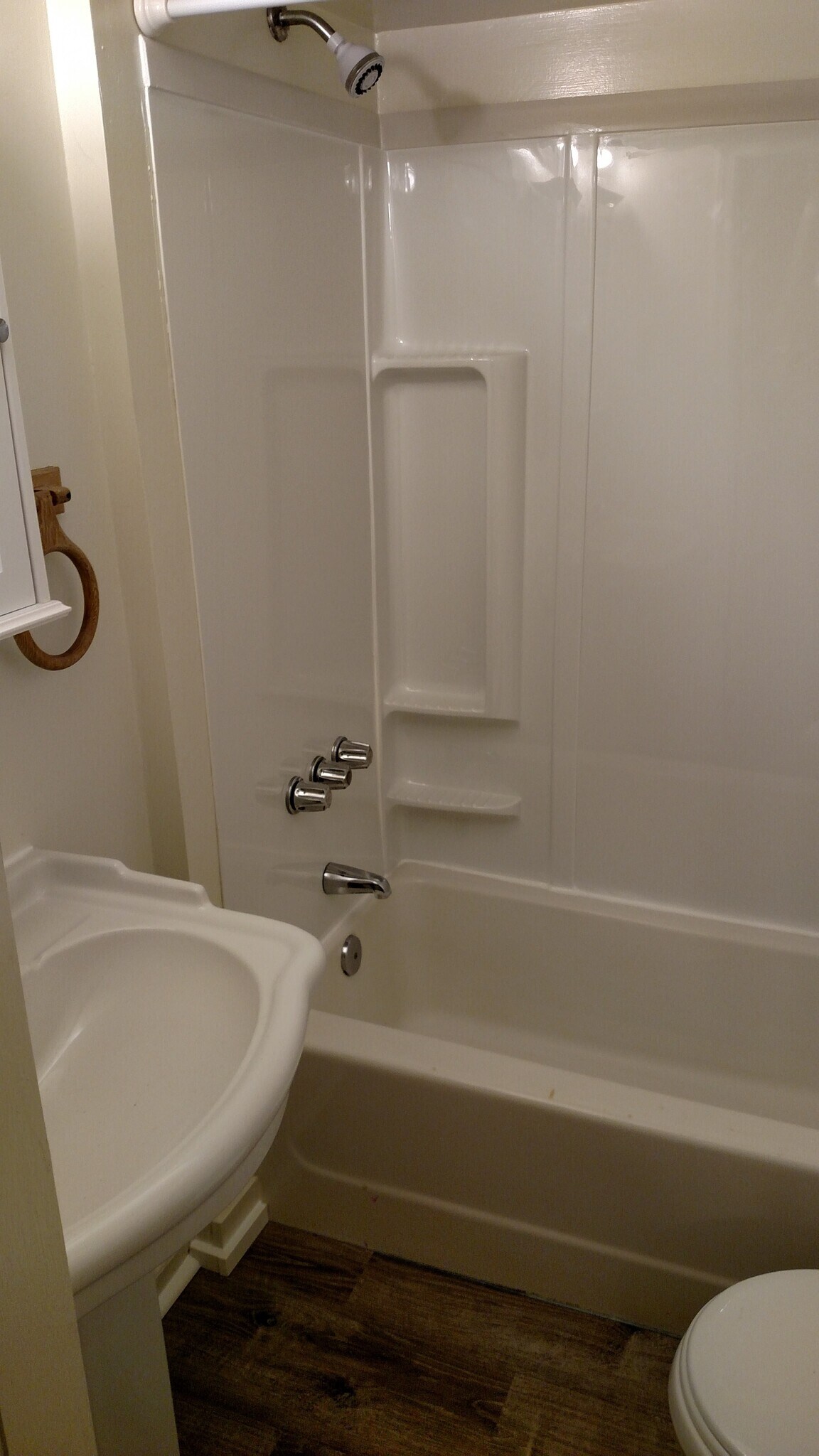 Building Photo - 121 College St