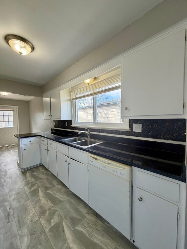 Building Photo - 15396 Buck St