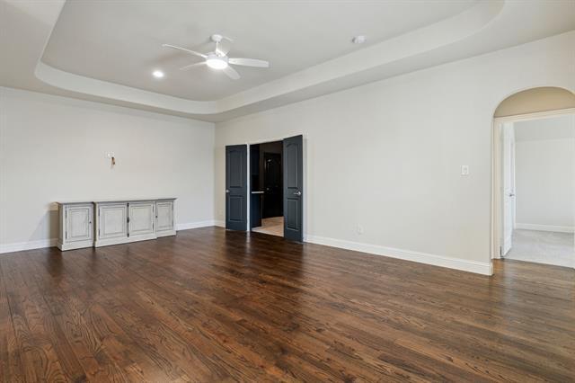 Building Photo - 3358 Fuller Dr