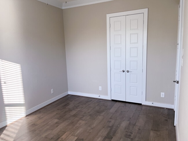 Building Photo - 2643 Fountain Key Blvd