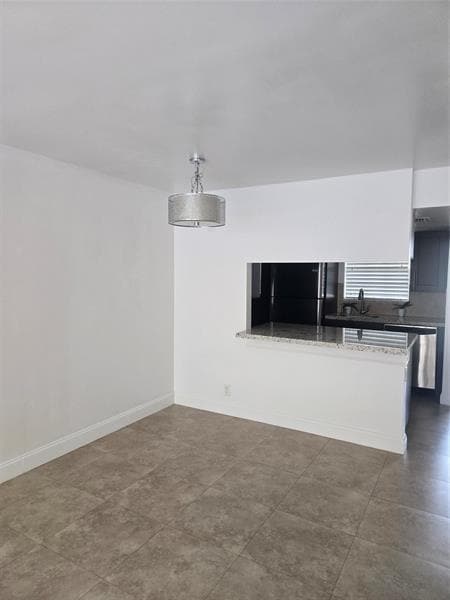 Building Photo - 6323 La Costa Dr