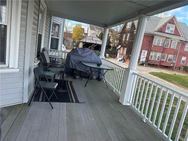 Building Photo - 1229 Narragansett Blvd