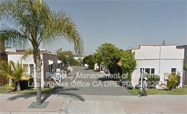 Primary Photo - 2219 Pacific Coast Highway