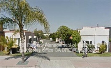 Building Photo - 2219 Pacific Coast Highway