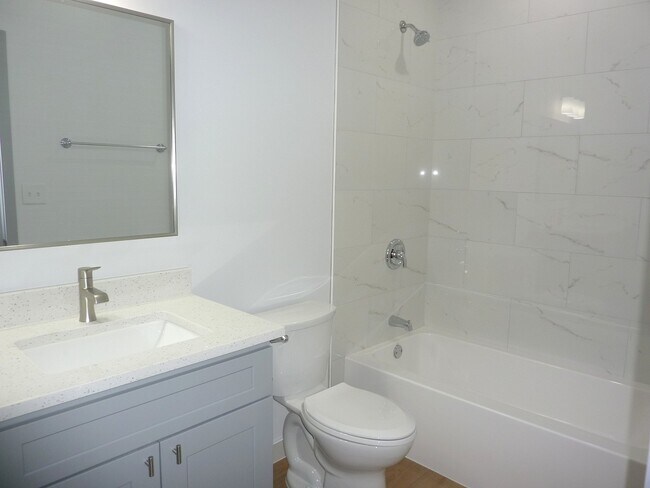 Building Photo - 9522 S 53rd Ave