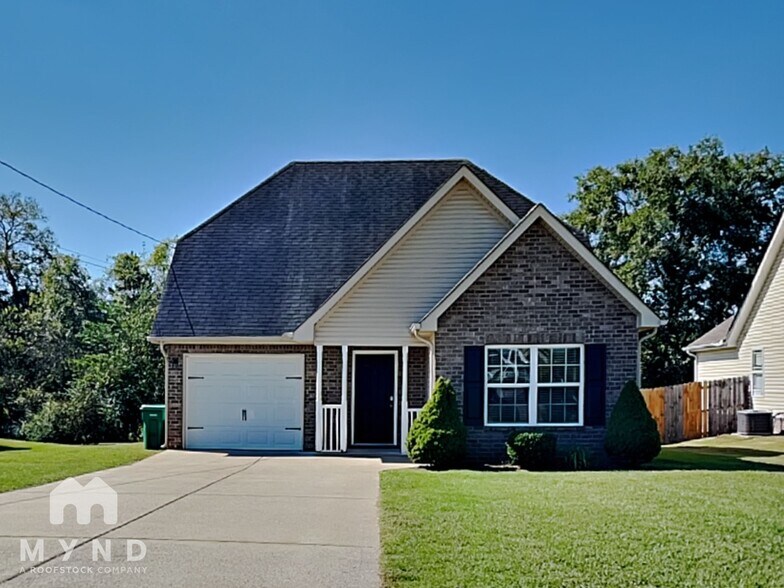Primary Photo - 721 Wildwood Dr