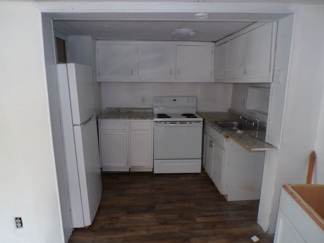 Building Photo - Mobile Home