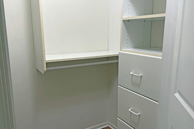 Building Photo - 12B Leva Dr
