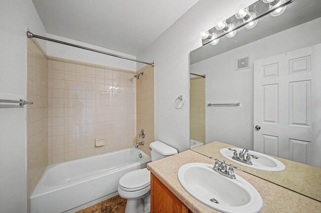 Building Photo - 3963 Diamond Ridge View