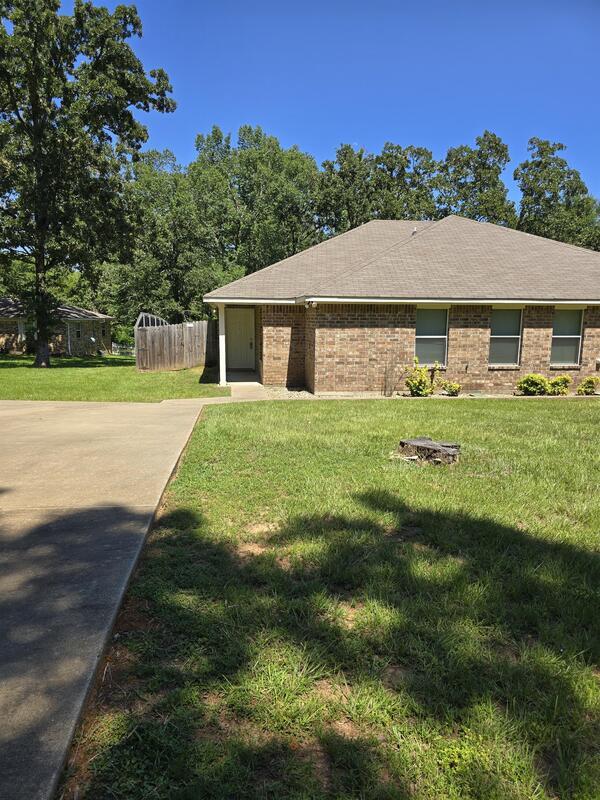 Building Photo - 15185 County Road 195