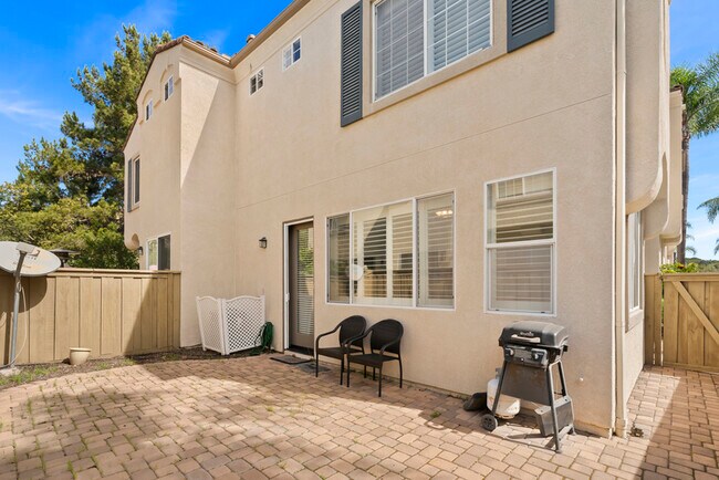 Building Photo - 11958 Miro Cir