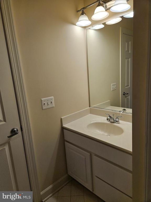 Building Photo - 603 Eden Pl