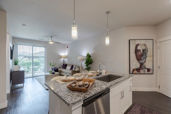 Building Photo - CH-Westerly Apartments