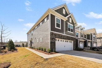 Building Photo - 5052 Falstone Dr