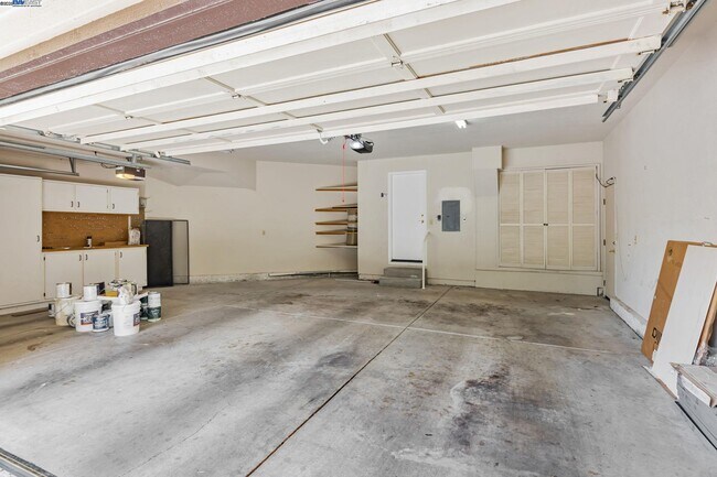 Building Photo - 124 Birchbark Pl