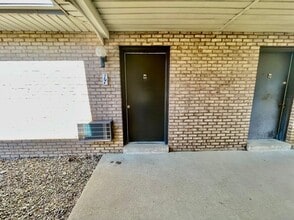 Building Photo - 1 Bed 1 Bath- Moon Township PA