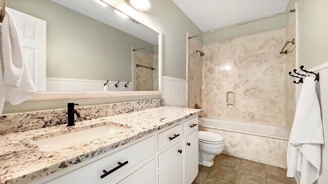 Building Photo - 3519 Midwest Dr