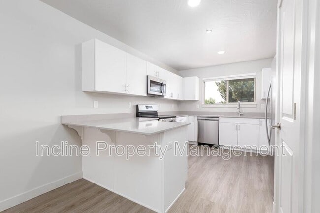 Building Photo - 6159 Winding Wy