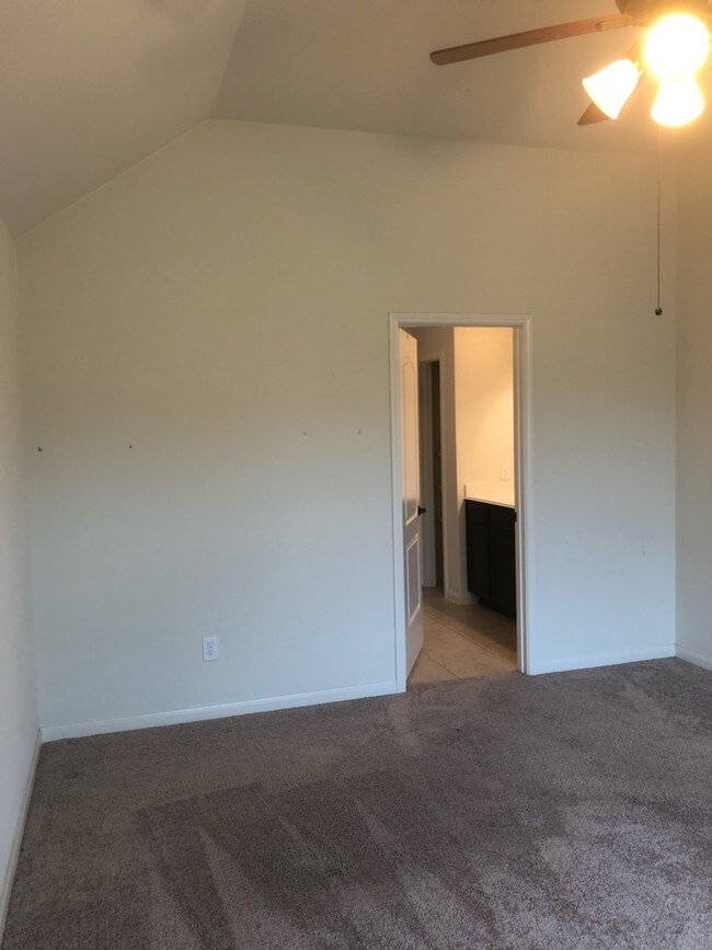 Building Photo - 22607 August Crow Dr