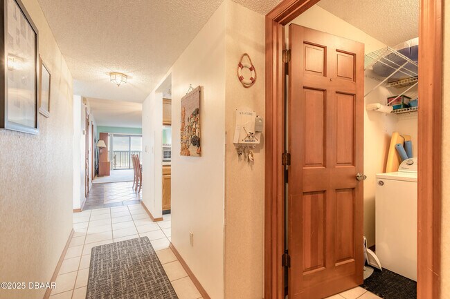 Building Photo - 2222 Ocean Shore Blvd