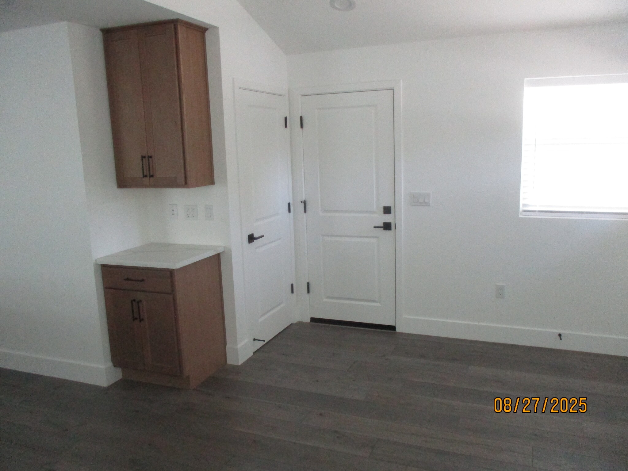 Building Photo - 123 Circuit Dr