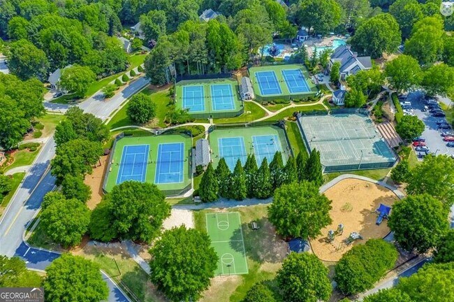 Building Photo - 2011 Town Lake Hills W