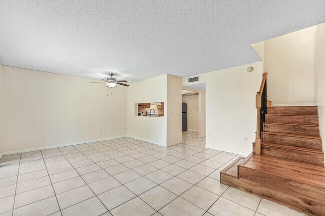 Building Photo - 9050 NW 28th St