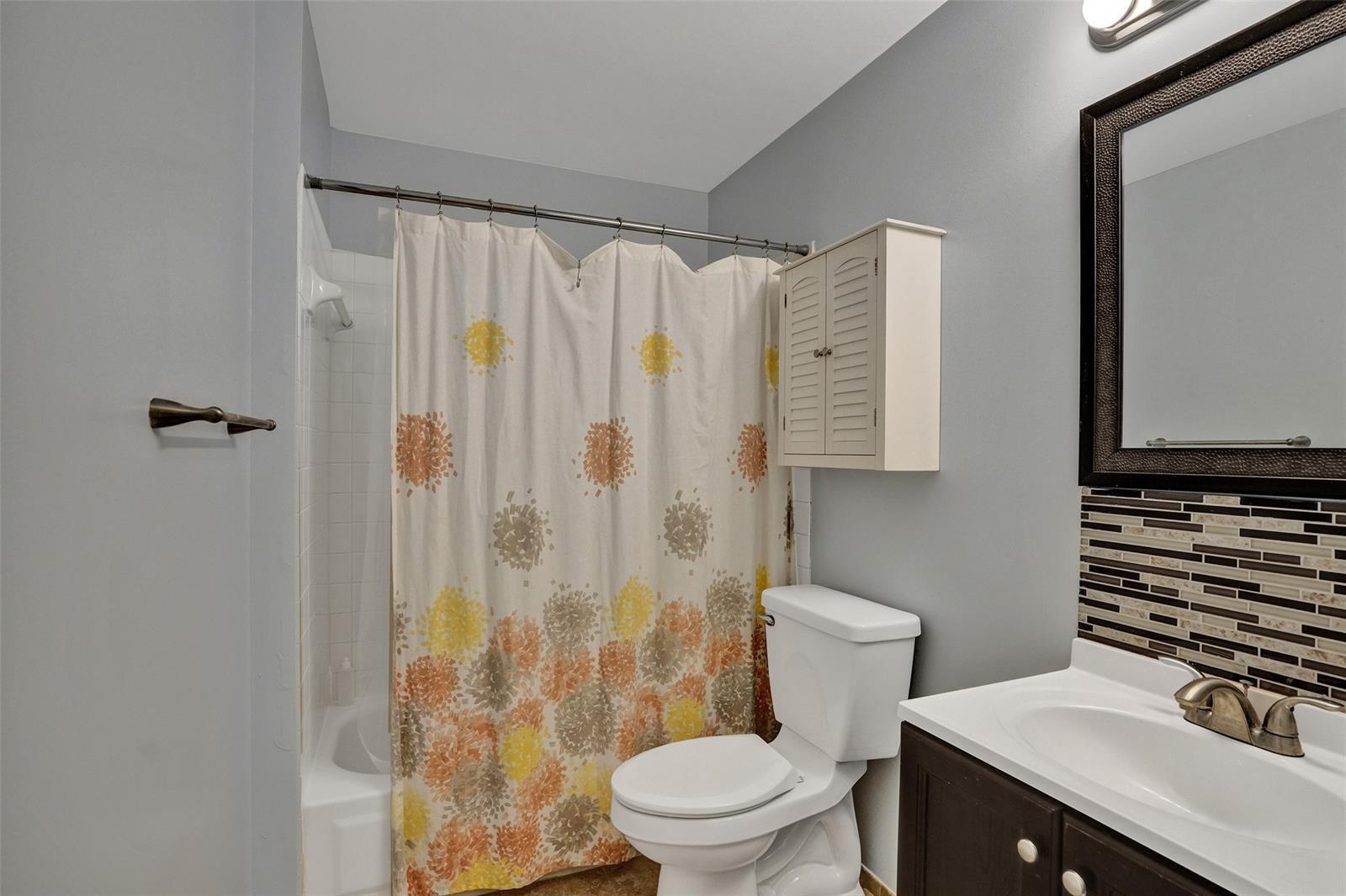 Building Photo - 839 Falling Water Rd