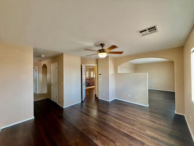 Building Photo - 6068 Laughing Creek St