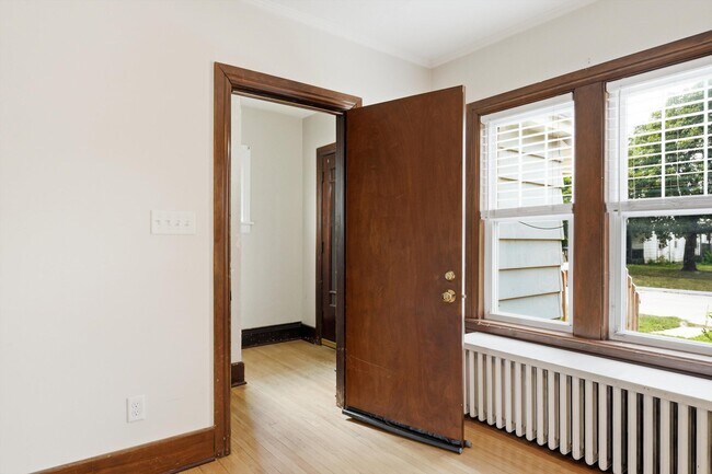 Building Photo - 707 Harrison St