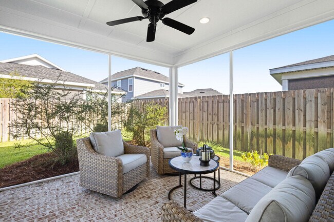 Building Photo - 84 Roundwood Dr