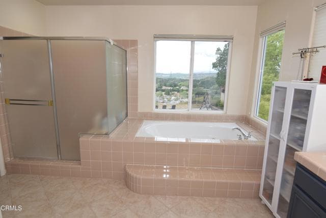 Building Photo - 28469 Horseshoe Cir