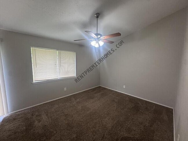 Building Photo - 23139 Lestergate Dr