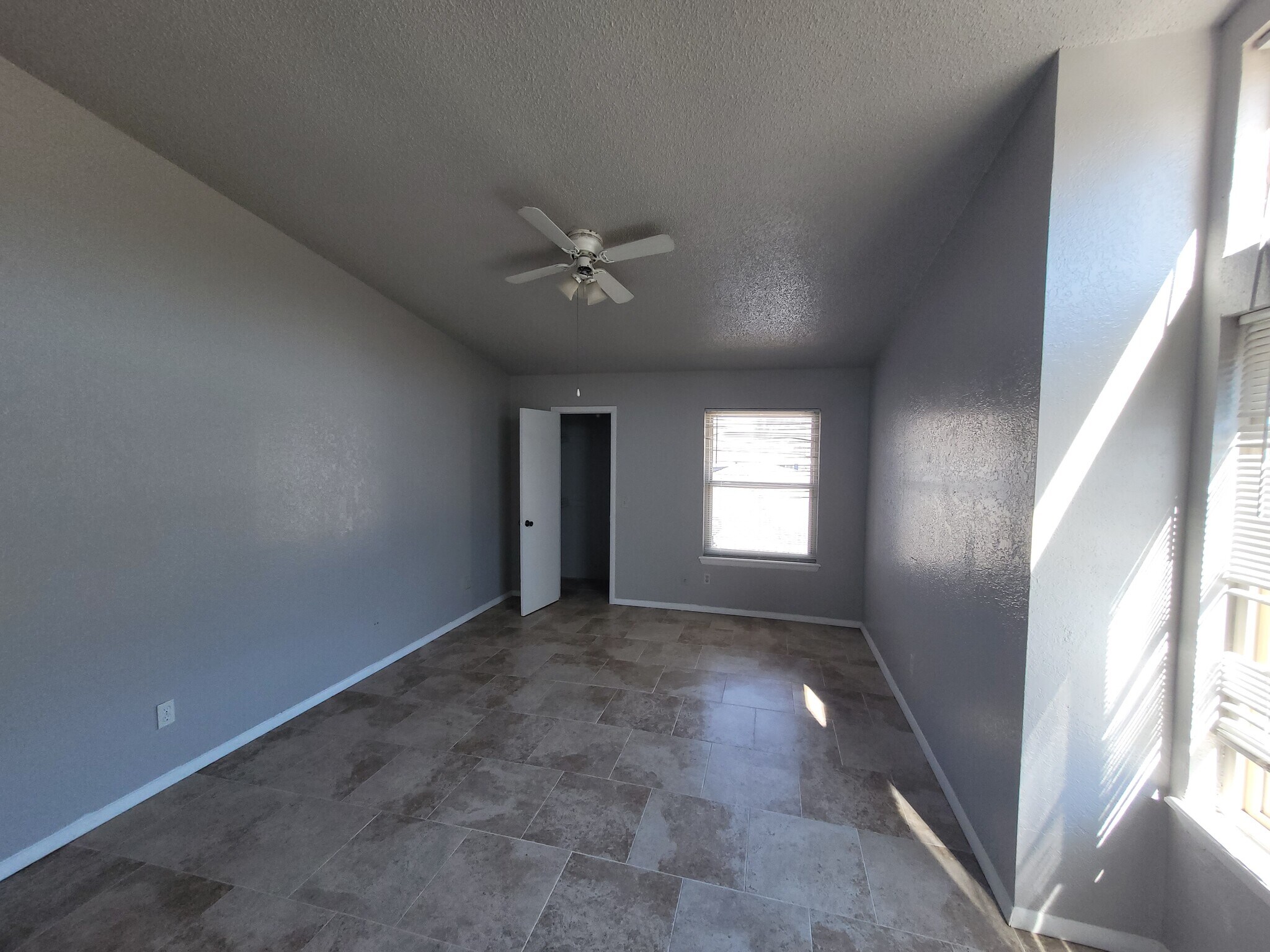 Building Photo - 7313 Edenborough Dr