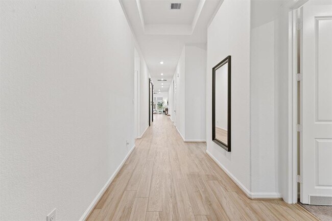 Building Photo - 5160 Andorra Bend Ln