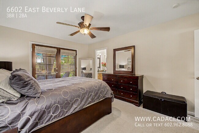 Building Photo - 6602 E Beverly Ln