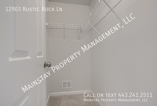 Building Photo - 12903 Rustic Rock Ln