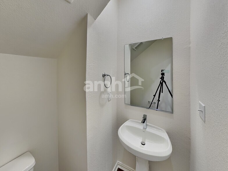 Building Photo - 336 Aspen Waters