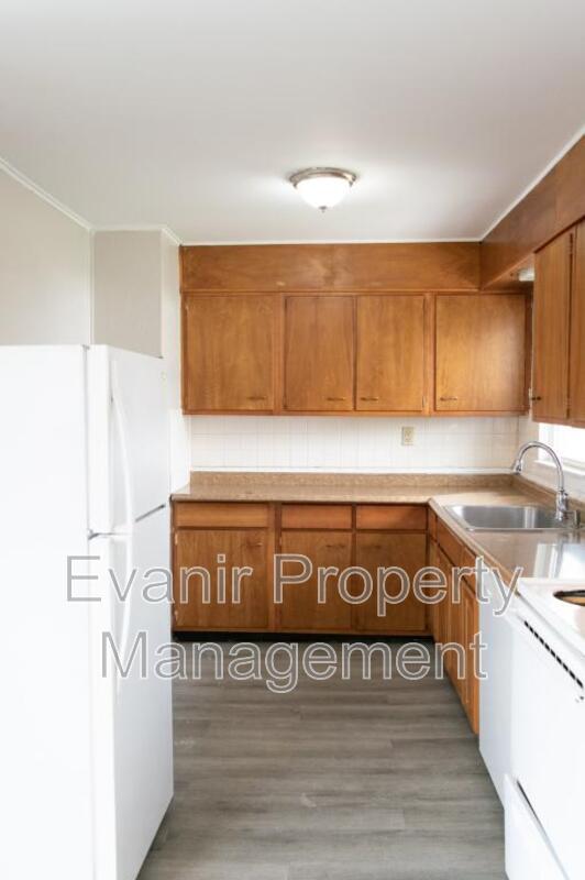 Building Photo - 2908 Ghent Ave