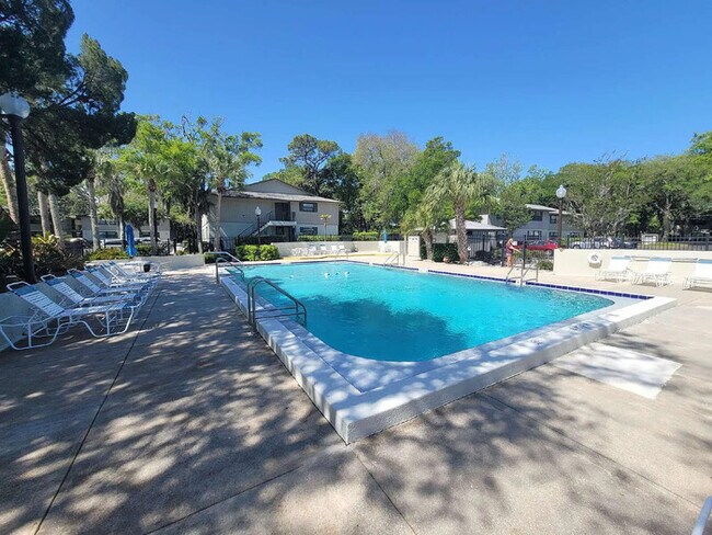 Building Photo - 2 Bedroom 2 Bath Condo just 10 Minutes from Downtown St Augustine and Beaches