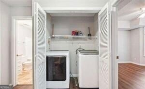 Building Photo - 1215 McGill Park Ave NE