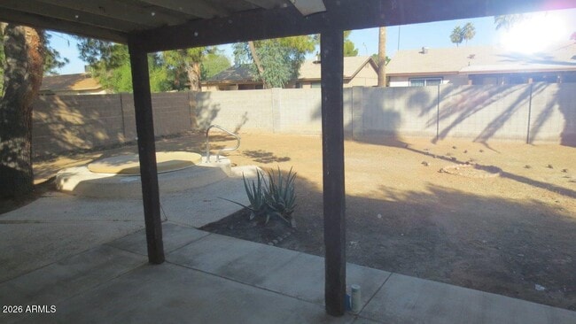 Building Photo - 4030 E Windrose Dr