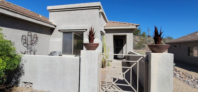 Building Photo - 13507 Vista Del Lago