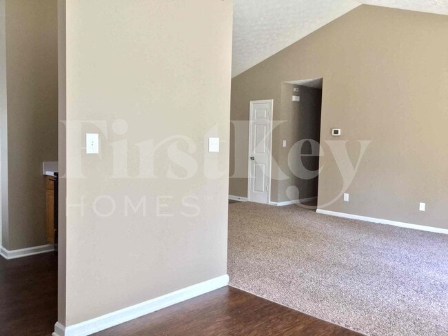 Building Photo - 10531 Moqui Ct