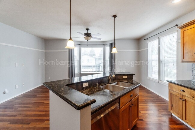 Building Photo - 6106 E 14th Ln