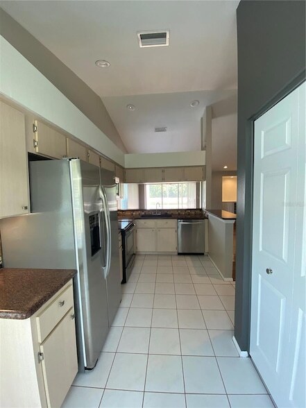 Building Photo - 1144 Key W Ct